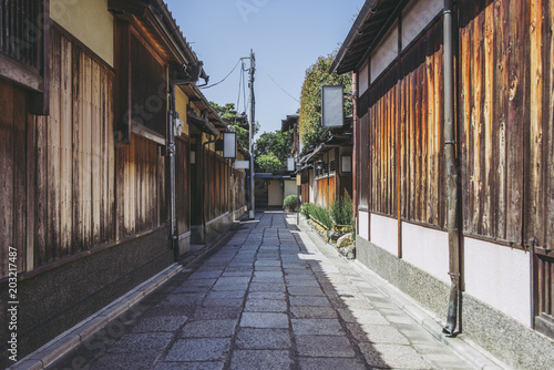 京都の風情ある街並み