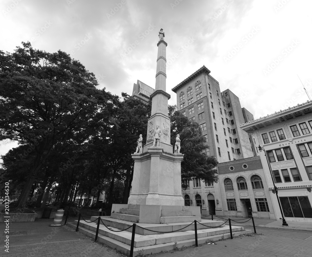 Obraz premium The Confederate memorial in Augusta, Georgia. 