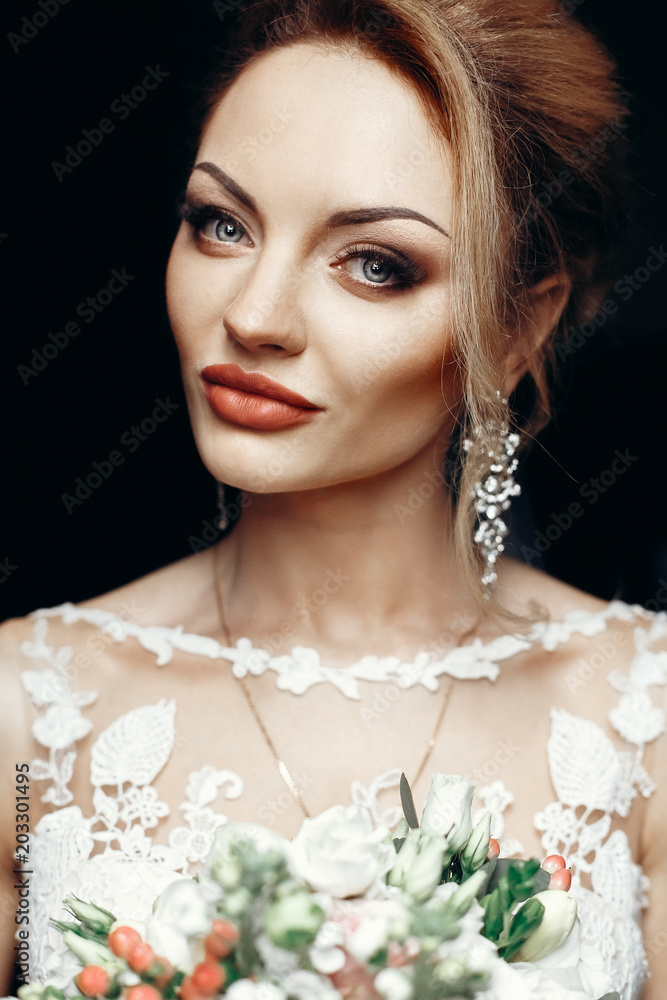 Gorgeous blonde bride portrait, elegant woman in white wedding dress with bouquet face closeup, beautiful bride concept