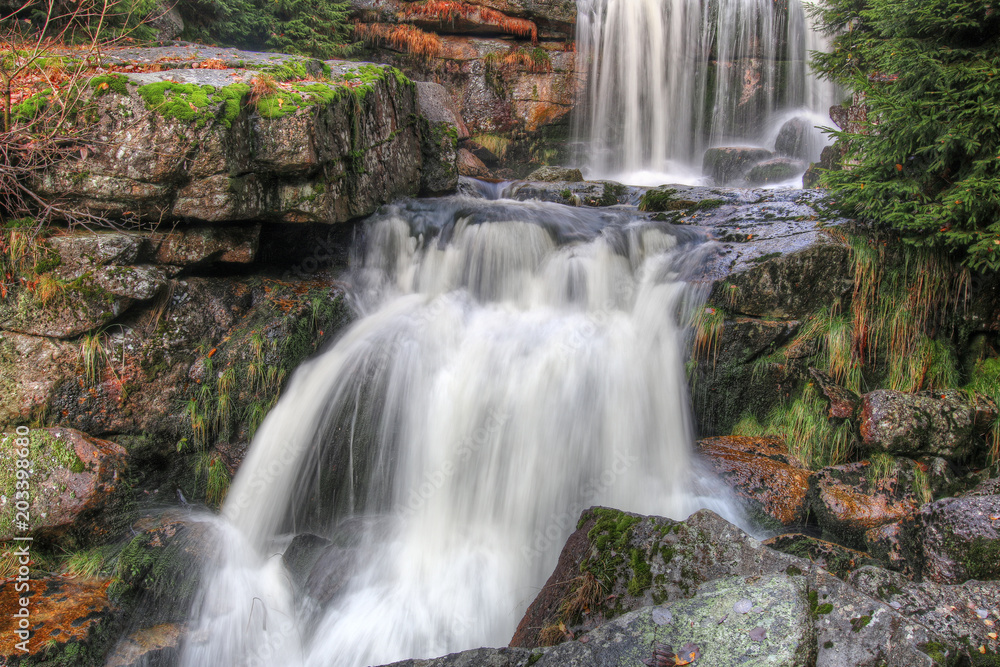 Obraz premium Waterfalls on the Jedlova river