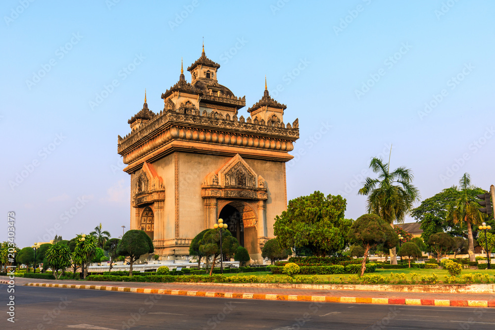 Fototapeta premium Patuxai monument in the evening, landmark of Vientiane, the capital of Laos.