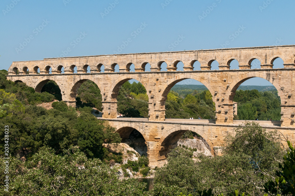 Gard-Brücke