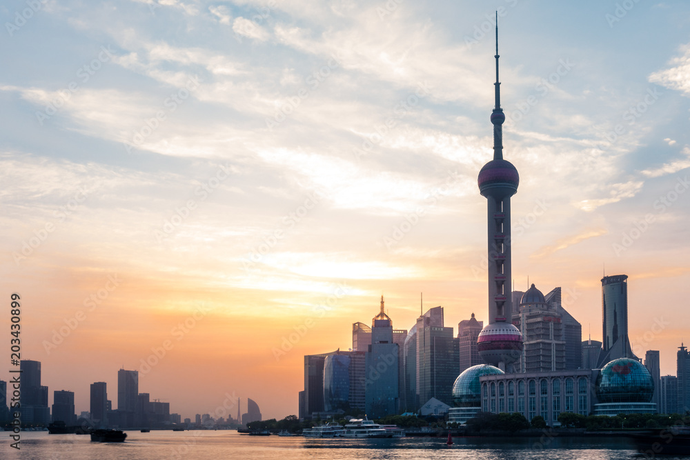 Fototapeta premium Bund Sunrise April 16 2018 in Shanghai China