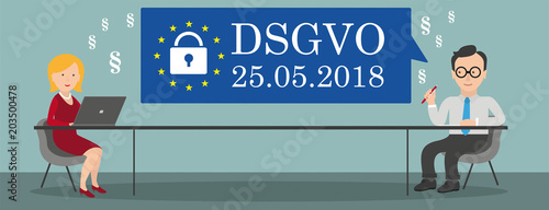 Flat Cartoon Geschäftsfrau mit Notebook lässt sich über DSGVO beraten