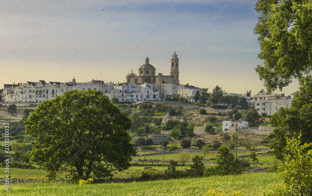 The most beautifull Old Towns in Italy: Locorotondo, laid on the top of a hill, has one of the most suggestive skylines of Apulia.