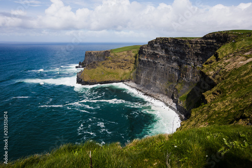 Ireland coast © Nicola_Del_Mutolo