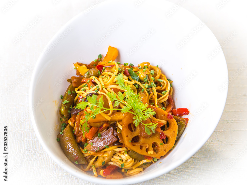 Vegan Essen, Asiatische Gemüsepfanne Vegan Essen, Asiatische Gemüsepfanne