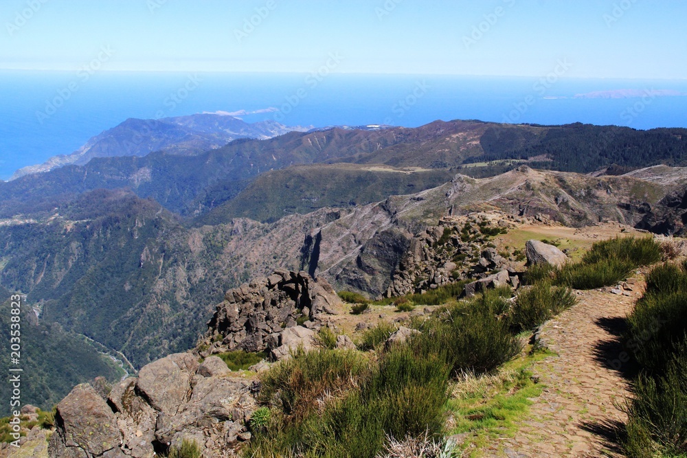 vues de l'île de Madère depuis le pico Arieiro