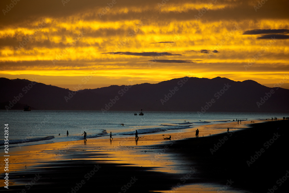 Obraz premium Golden sunset