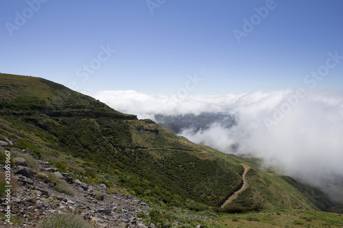 Mountain © paula sierra