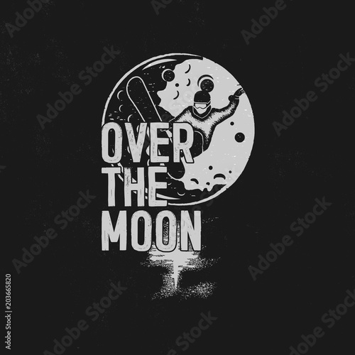 Obraz na płótnie Projekt plakatu na księżycu. Hand drawn moon space t shirt z snowboardzistą. Wyjątkowa koszulka z motywem księżyca. Akcyjna ilustracja odizolowywająca na grunge czerni tle. Drukuje projekt