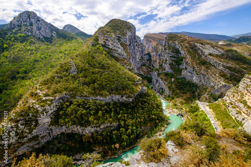 Obraz na płótnie Vue panoramique sur les Gorges du Verdon (Grand Canyon), depuis le Point Sublime. Alpes de Haute Provence, France. w salonie