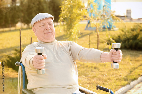 Senior man from care home d...