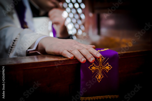 Fotografiet Spowiedź święta konfesjonał