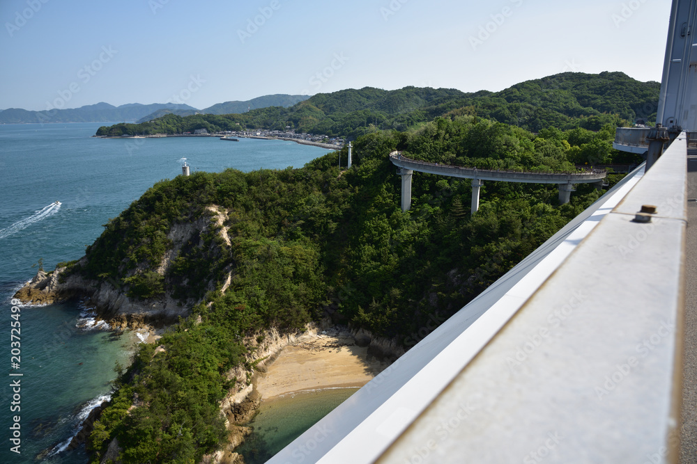 Obraz premium 日本の瀬戸内海のしまなみ海道