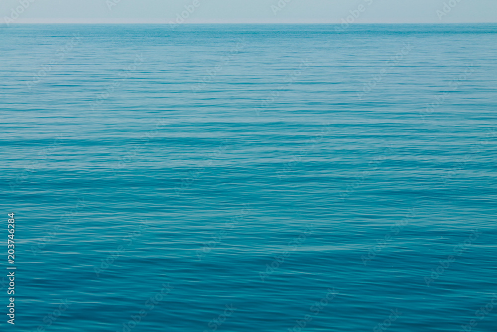 Obraz premium Open blue sea