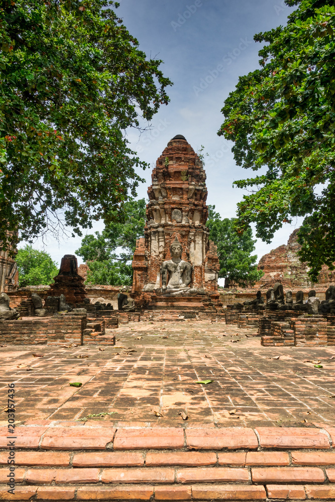 Buddhistische Tempelanlage Wat Mahathat in Ayutthaya, Thailand Buddhistische Tempelanlage Wat Mahathat in Ayutthaya, Thailand
