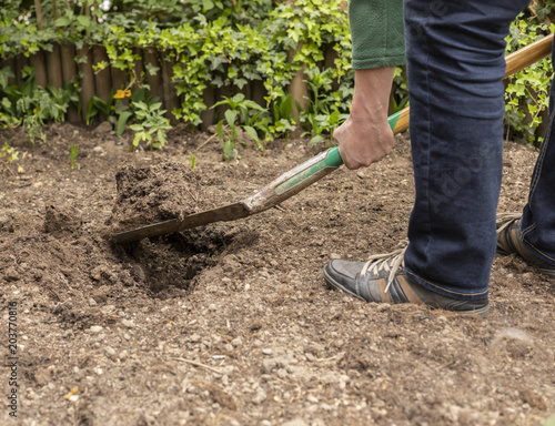 Garten wird Umgegraben