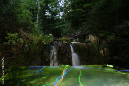 Mystischer Wasserfall im Einhornland