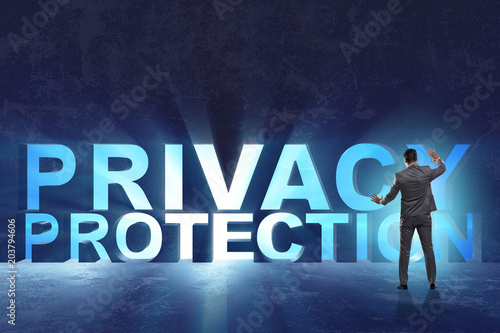 Bild auf Leinwand Privacy protection concept in modern IT technology
