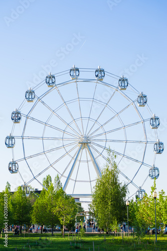 Russia, Voronezh, may 1, 2018. Ferris wheel in the Park.