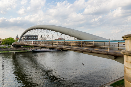 La passerelle père Bernatek au dessus du Vistule à Cracovie