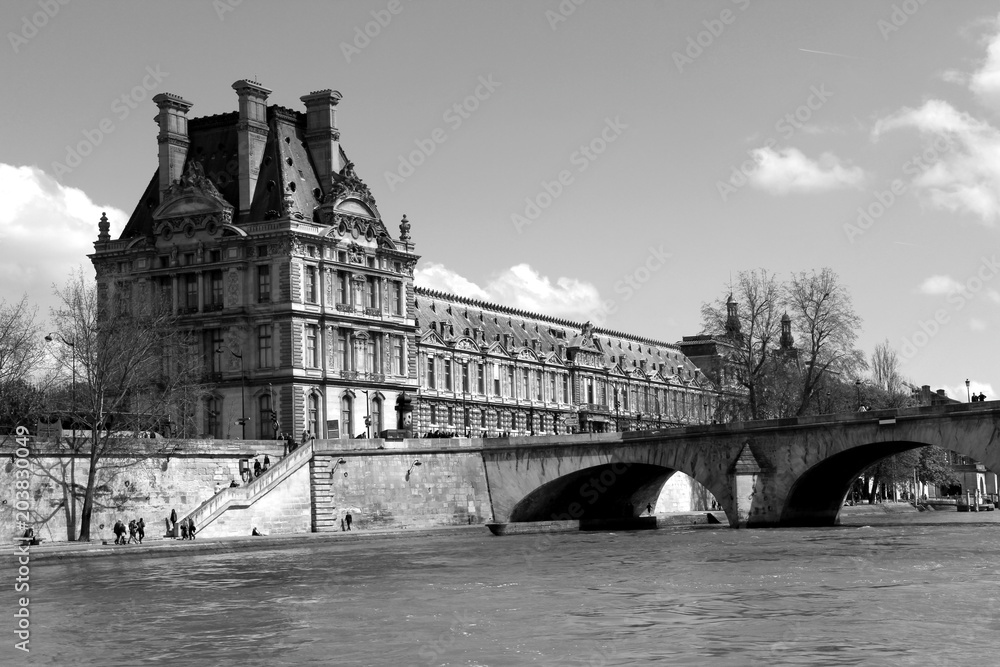 Promenade Parisienne sur Seine