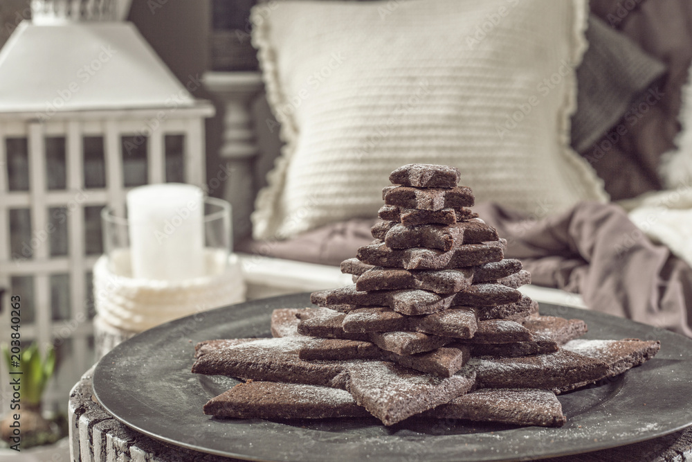 Fototapeta premium Star shape chocolate biscuits