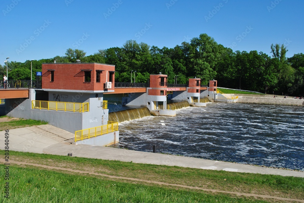 Fototapeta premium Progi wodne na Odrze