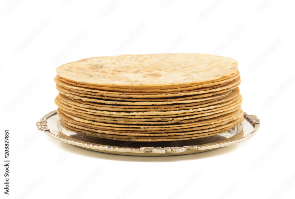 Indian Khakhra is a Traditional Gujarati Snack Also Know As Khakra, Crispy Roti or Fenugreek khakra, Khakhara’s are thin crackers made from wheat flour and oil. It is served usually during breakfast Indian Khakhra is a Traditional Gujarati Snack Also Know As Khakra, Crispy Roti or Fenugreek khakra, Khakhara’s are thin crackers made from wheat flour and oil. It is served usually during breakfast