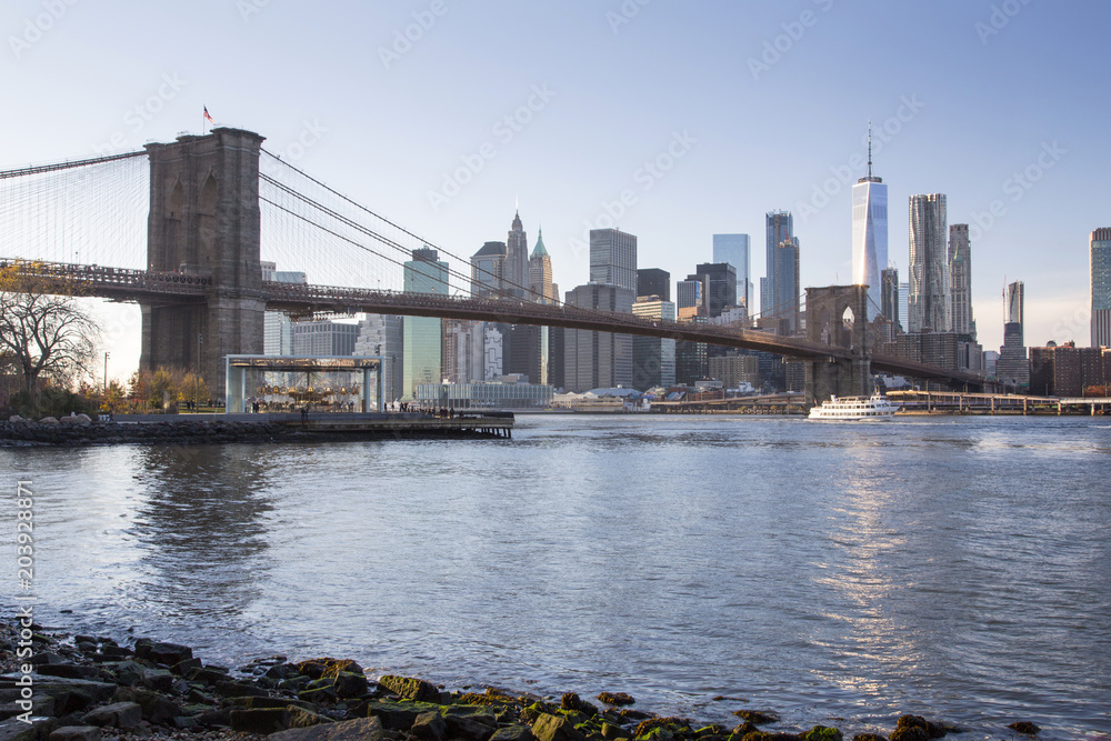 New York, Lower Manhattan skyline with Brooklyn Bridge