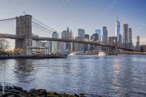 New York  Lower Manhattan skyline with Brooklyn Bridge