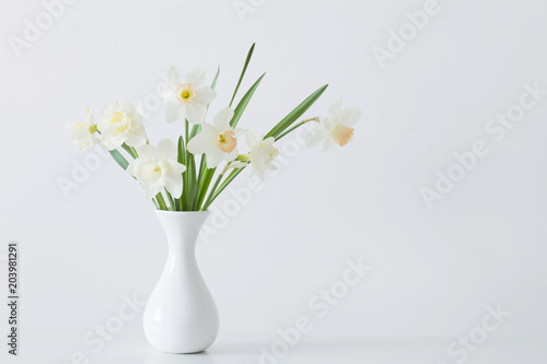 Fototapeta Naklejka Na Ścianę i Meble -  spring flowers in white vase