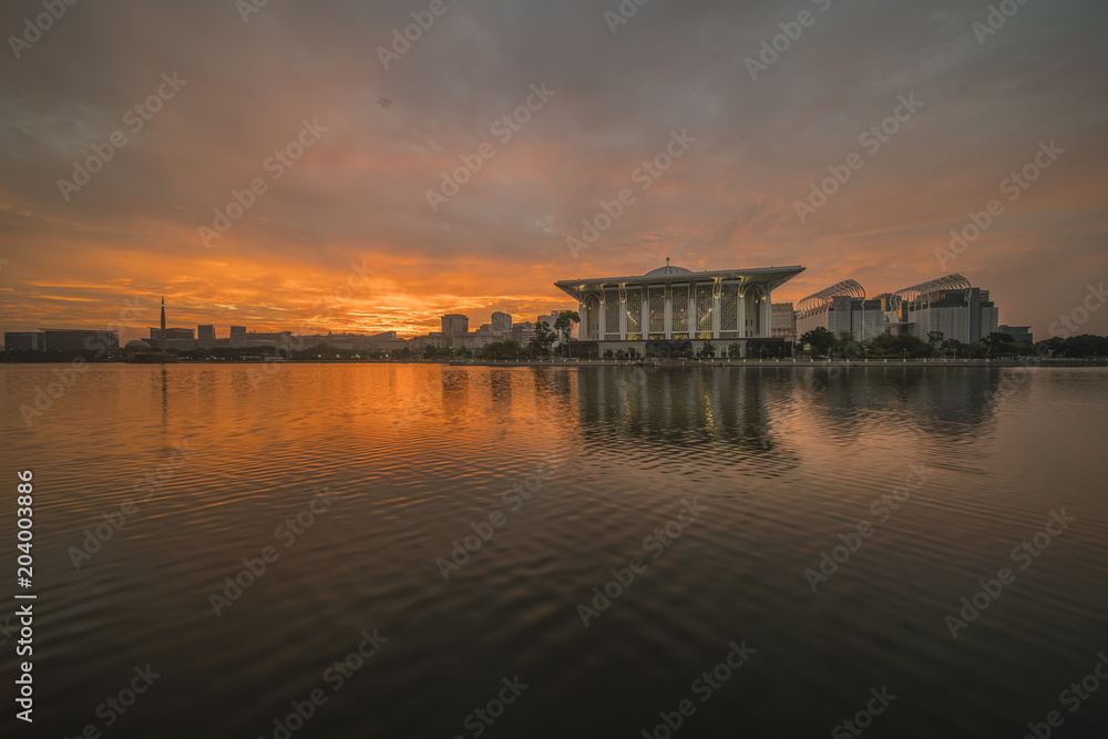 Fototapeta premium Sunrise view at Masjid Besi (Iron Mosque) or Masjid Tuanku Mizan Zainal Abidin, Putrajaya, Malaysia