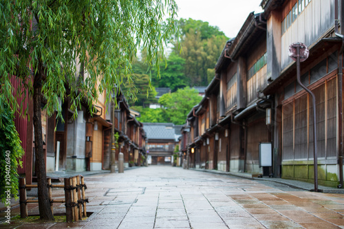 雨のひがし茶屋街