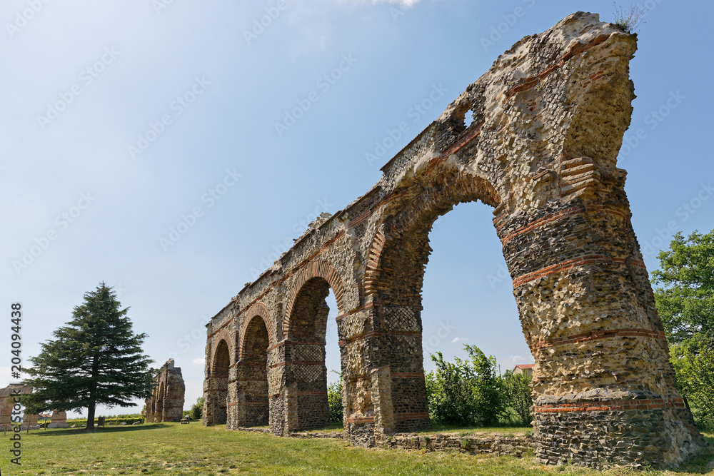 Quelques arches de l'aqueduc Romain du Gier
