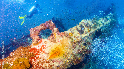 ship wreck underwater