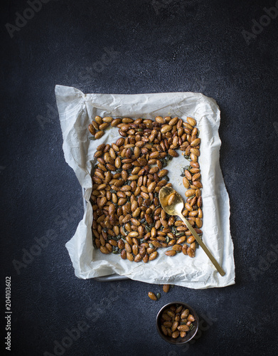 Roasted almonds and pumpkin seeds