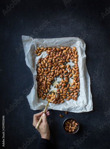 Roasted almonds and pumpkin seeds