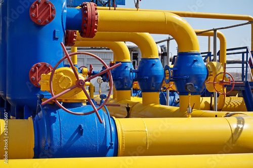 Gas industry, gas transport system.