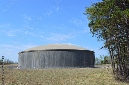 Water reservoir tank for the city © Kari