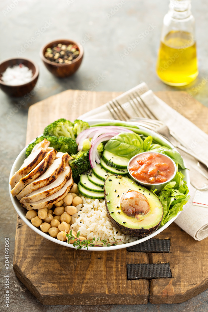 Healthy lunch bowl with grilled chicken
