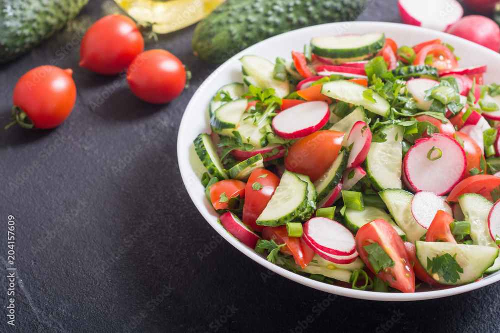 Salad with radish