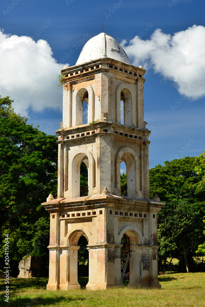 Tower in the valley to guarding the sugar plantation and slaves  from Africa which on it worked.  San Isidro de los Destiladeros