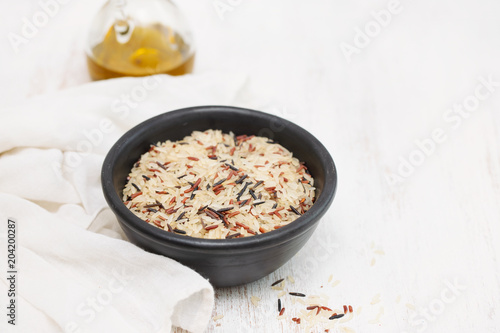 mix rice in small black bowl