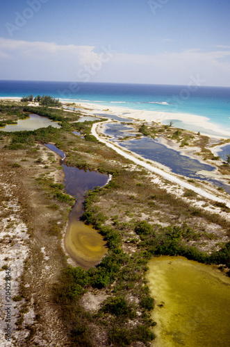 spiaggia del paradiso playa paradiso cayo largo mare dei caraibi cuba america centrale photo