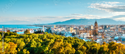 Obraz na plátne Panorama over the Malaga city and  port, Spain