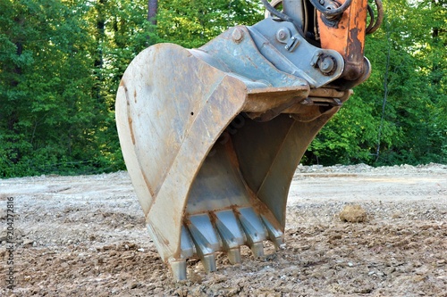 Baumaschinen auf einer Baustelle photo