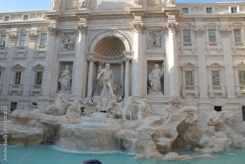  Trevi Fountain; fountain; ancient roman architecture; landmark; ancient rome