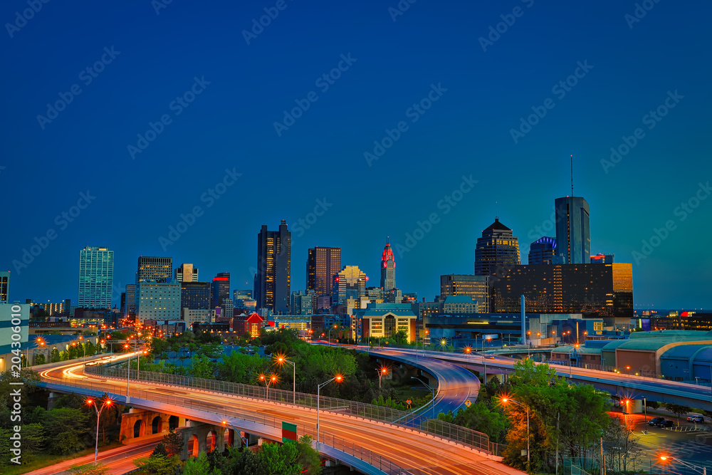 Looking south at the city of Columbus, Ohio skyline during sunset.